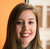 Victoria Lawson, directrice financière et dirigeante d’une entreprise de trading financier, photographiée en portrait