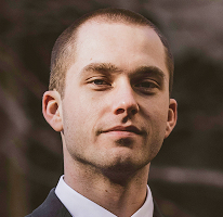 Thomas Whitfield, expert du marché crypto et analyste en trading, en portrait